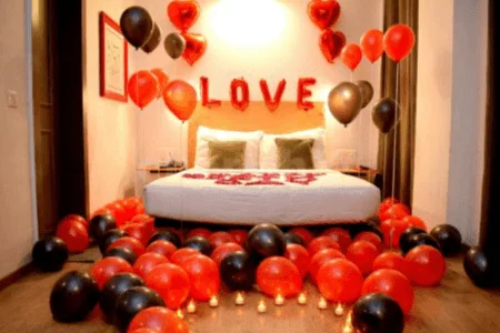 LOVELY ROOM DECORATION